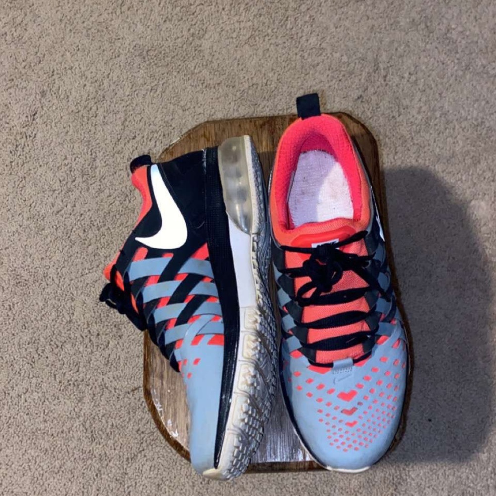 Mens Nike shoes